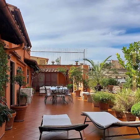 Apartment Spanish Steps Penthouse Rome
