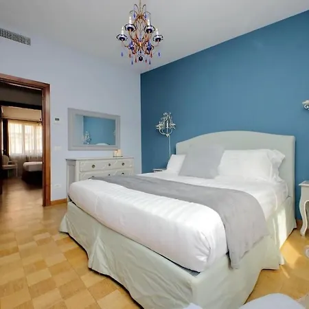 Spanish Steps Penthouse Apartment Rome
